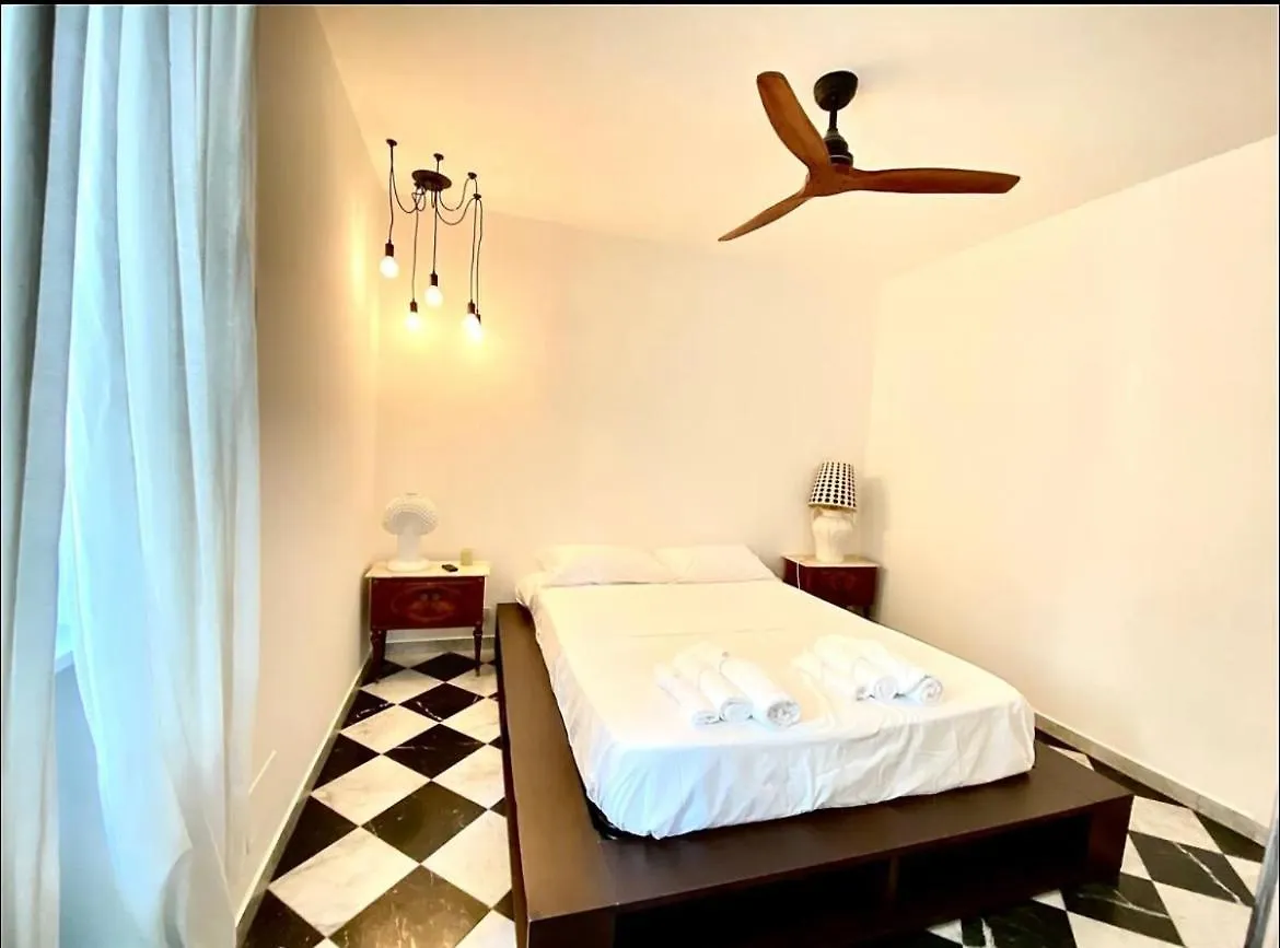 Quiet Luminous Flat Historical City Center Fast Wi-Fi Milan