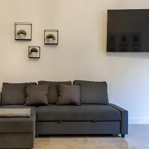 Apartment San Babila - Luxury Milanese, Milan